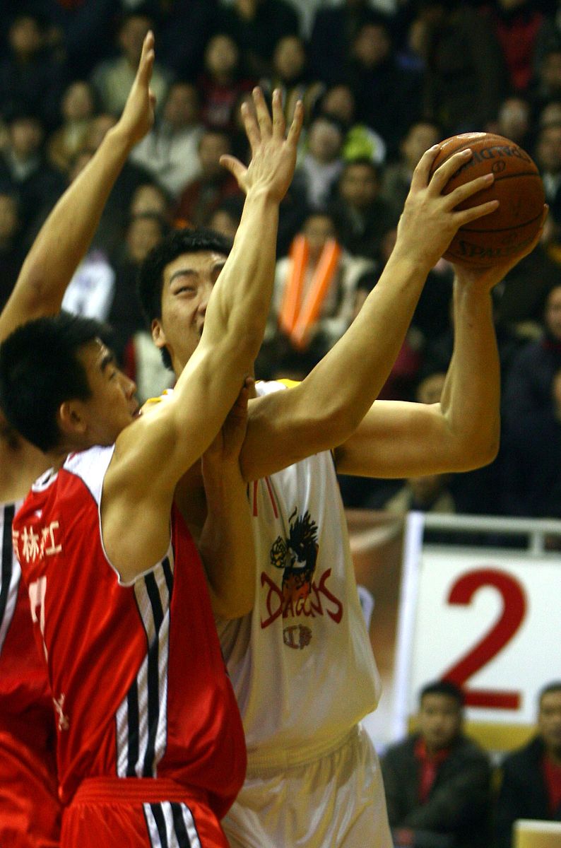 冲刺阶段山东男篮豪取连胜：足总杯节点到来，质疑声仍在，细节决定成败的简单介绍